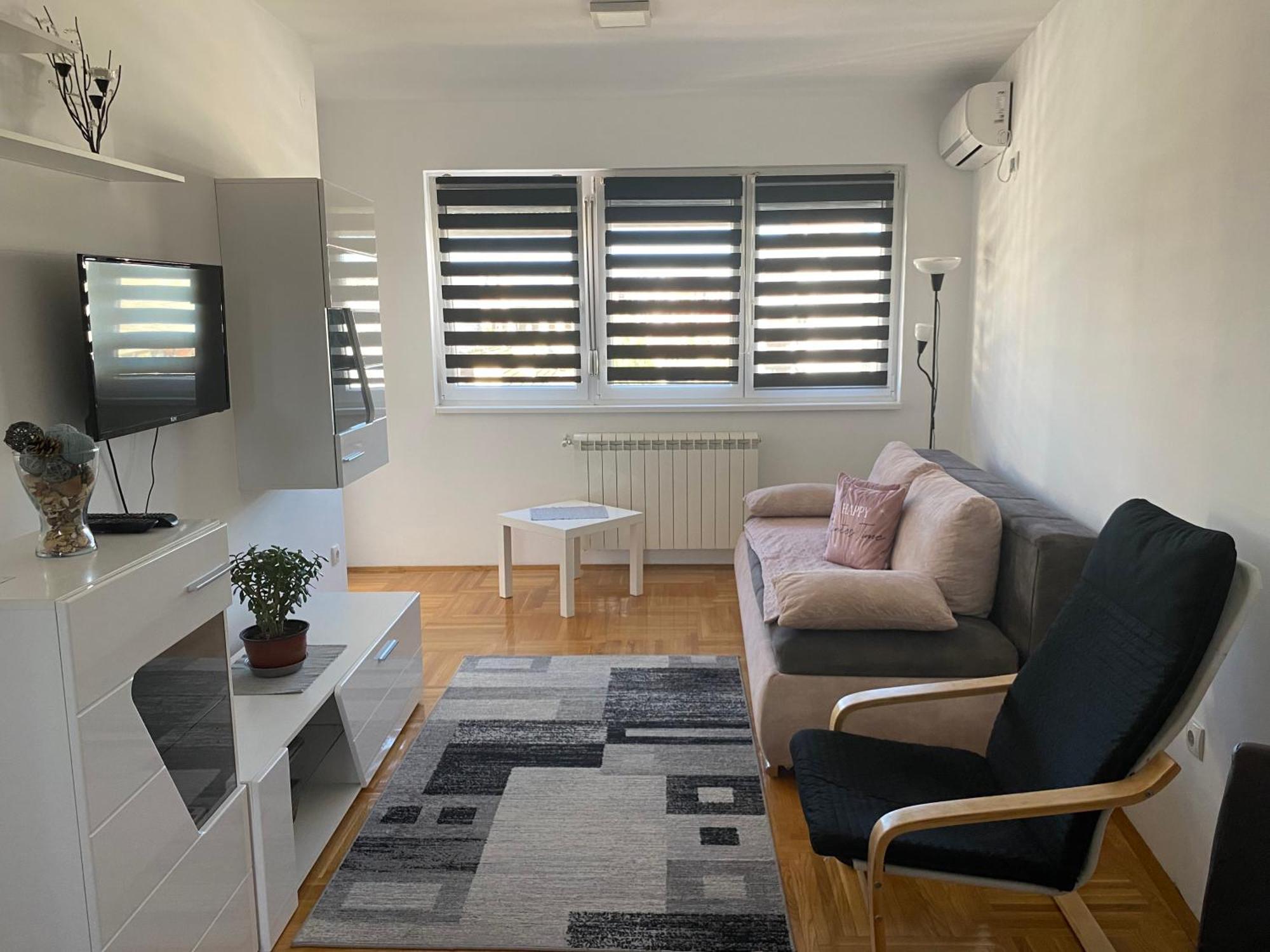 Mka Suite Kragujevac Eksteriør billede
